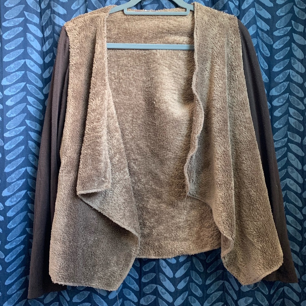 🐻 Cozy Casual Brown Cardigan 🐻